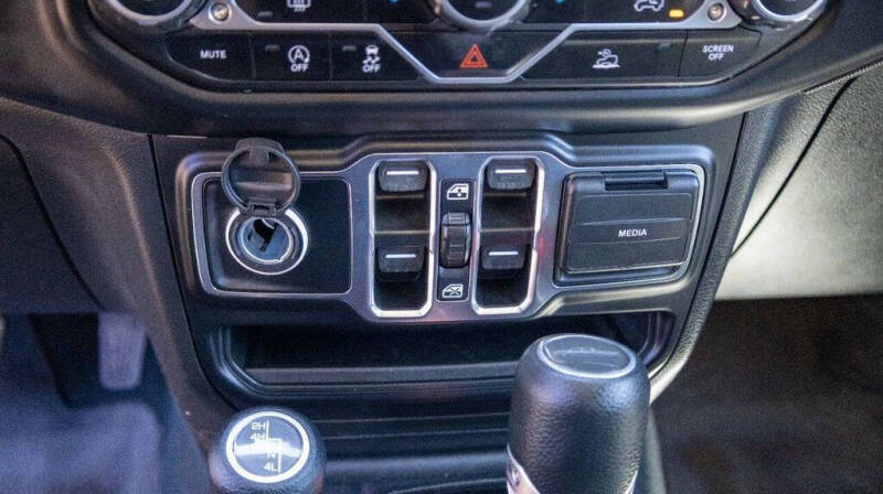 2023 Jeep Gladiator Willys