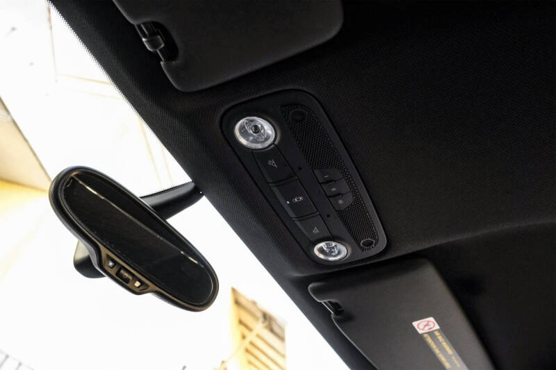 2012 Audi TTS 2.0T quattro Prestige