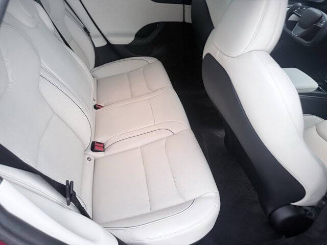 2023 Tesla Model S Plaid