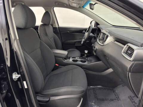 2020 Kia Sorento S V6