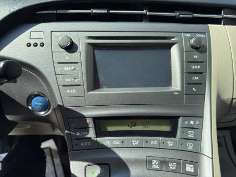 2014 Toyota Prius Two