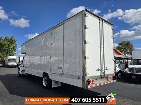 2017 Freightliner M2 106