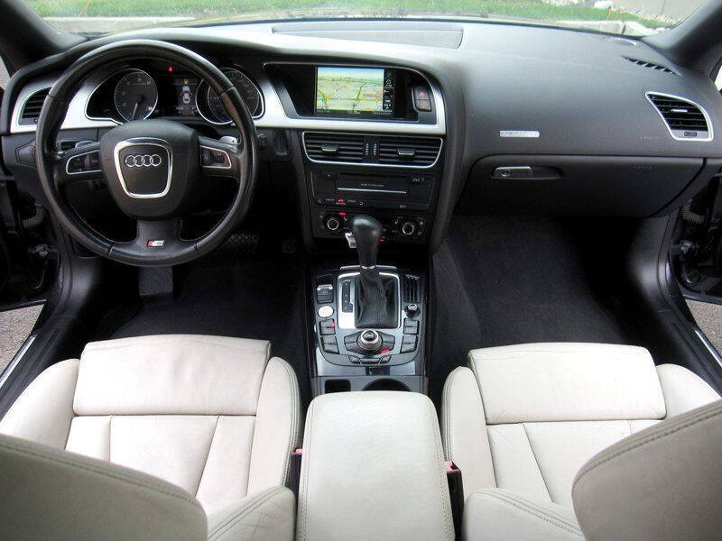 2011 Audi S5 4.2 quattro Prestige