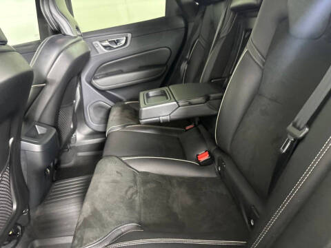 2019 Volvo XC60 T5 R-Design