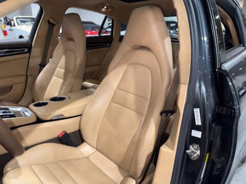 2017 Porsche Panamera Turbo