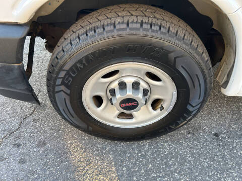 2017 GMC Savana 2500