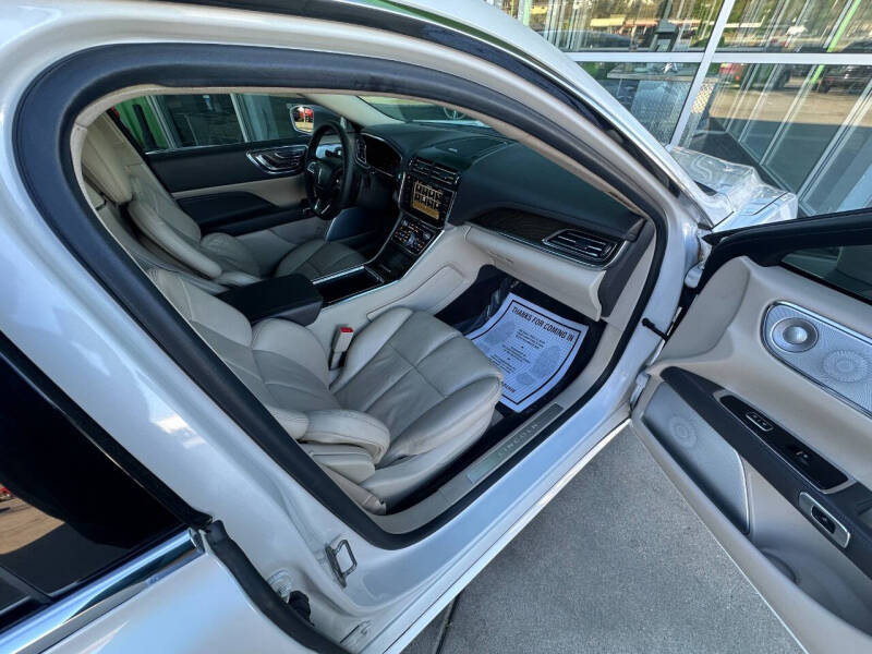 2017 Lincoln Continental Reserve