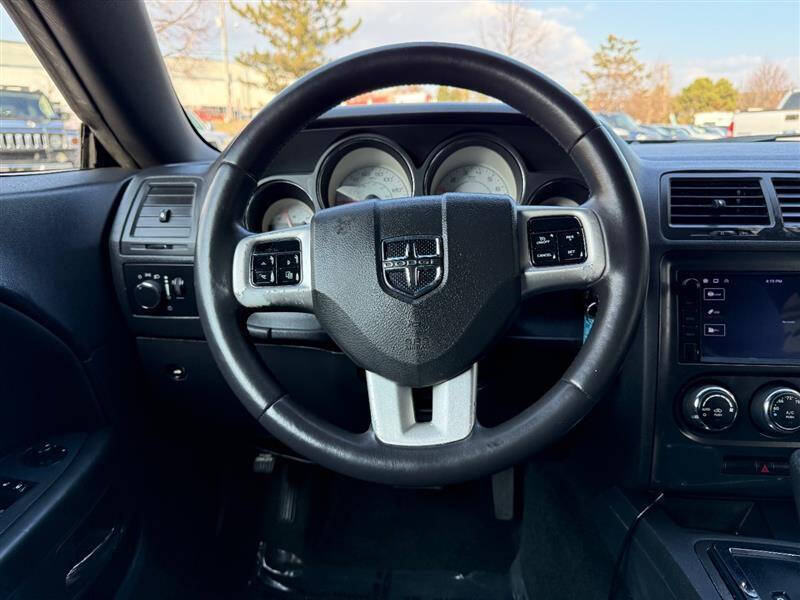 2014 Dodge Challenger SXT