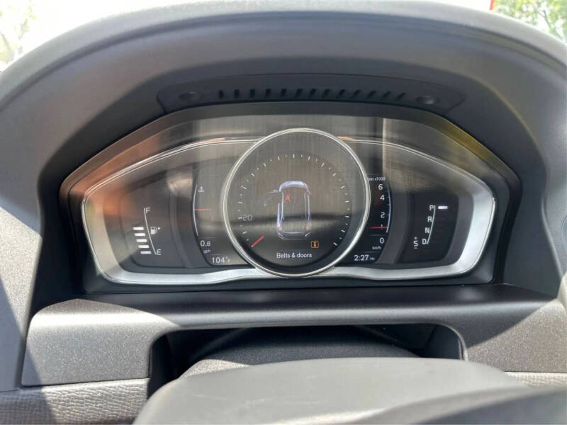 2016 Volvo XC60 T6 Drive-E Platinum