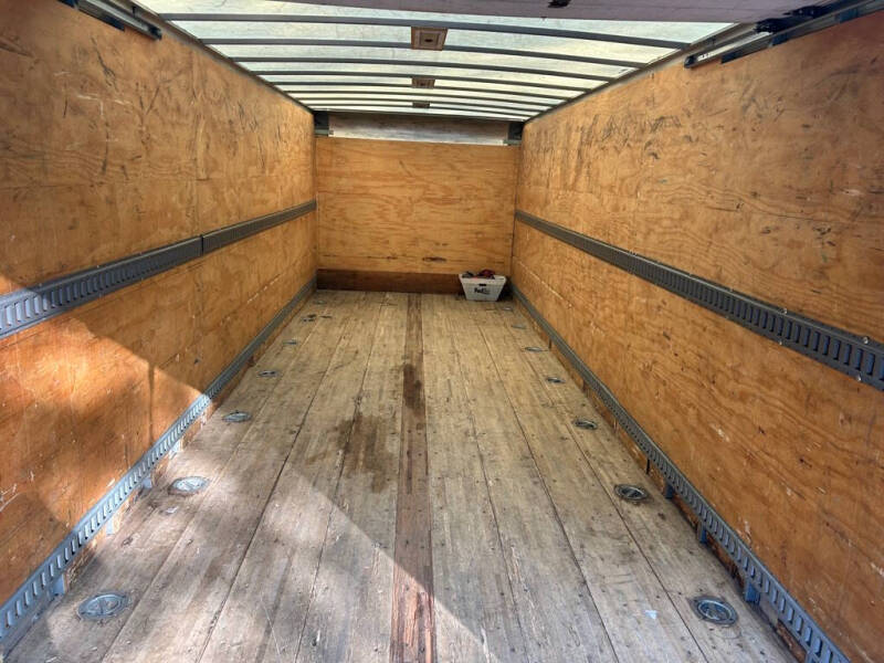 2022 Freightliner M2 106
