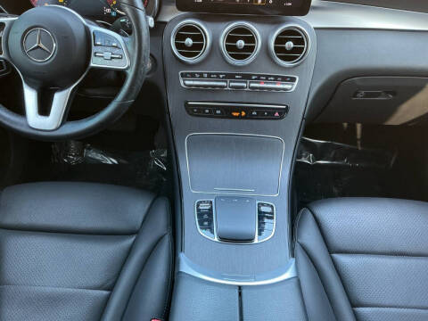 2022 Mercedes-Benz GLC GLC 300