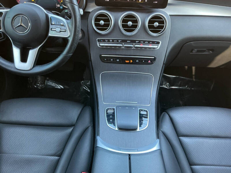 2022 Mercedes-Benz GLC GLC 300