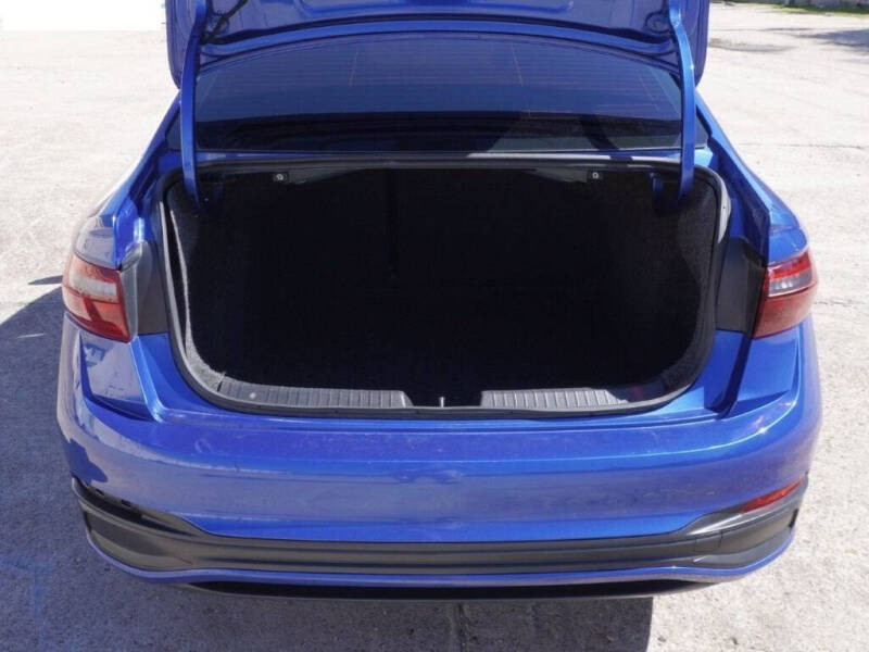 2024 Volkswagen Jetta SE