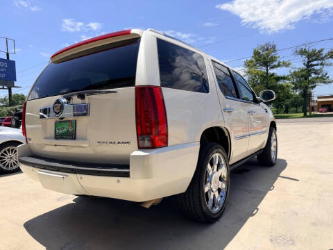 2012 Cadillac Escalade Luxury