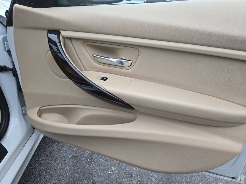 2015 BMW 3 Series 328i xDrive