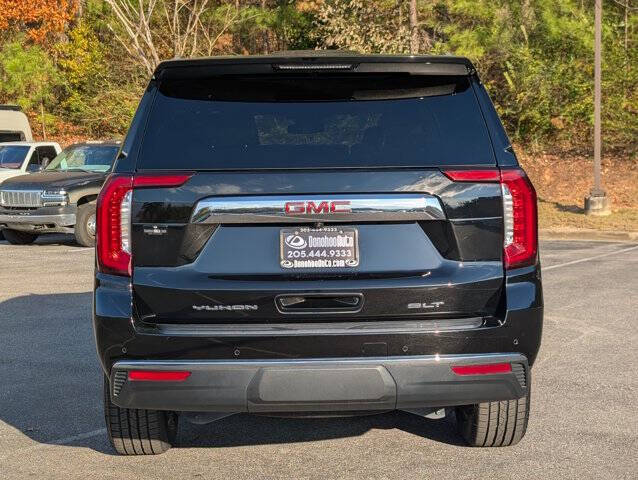 2023 GMC Yukon SLT