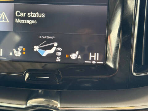 2020 Volvo XC60 T5 Momentum