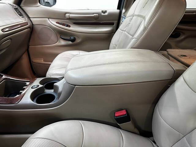 2002 Lincoln Navigator