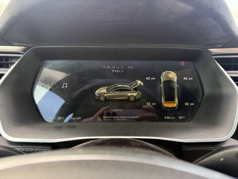 2015 Tesla Model S 70D