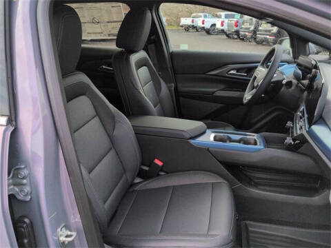 2026 Chevrolet Equinox EV LT 2