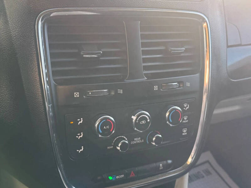 2012 Dodge Grand Caravan SXT