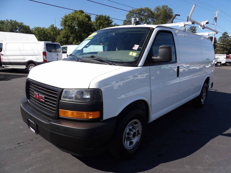 2023 GMC Savana 2500
