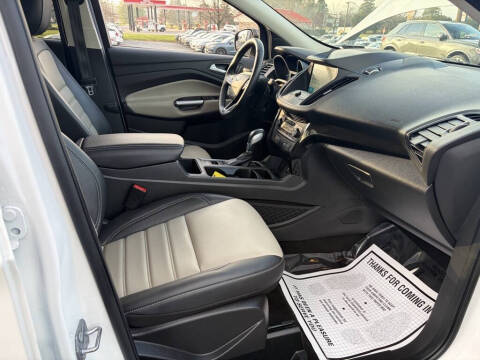 2019 Ford Escape SEL