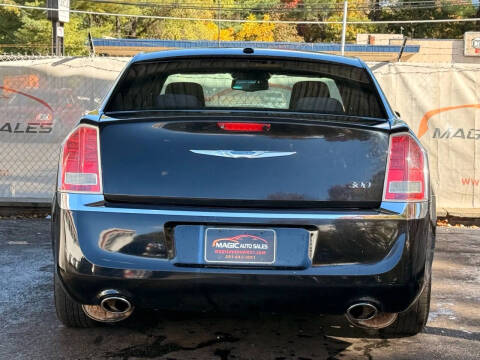 2012 Chrysler 300