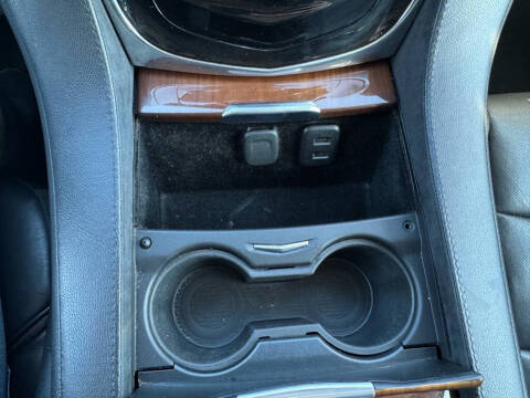 2018 Cadillac Escalade ESV Luxury