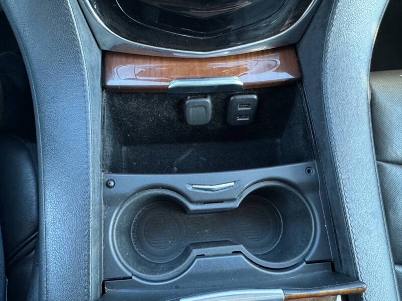 2018 Cadillac Escalade ESV Luxury