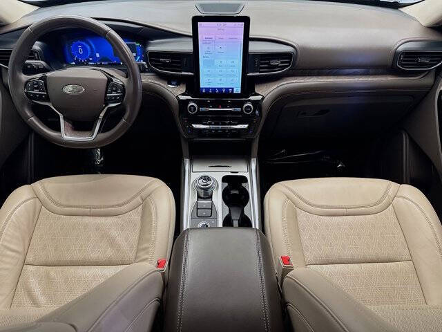 2022 Ford Explorer Hybrid Platinum