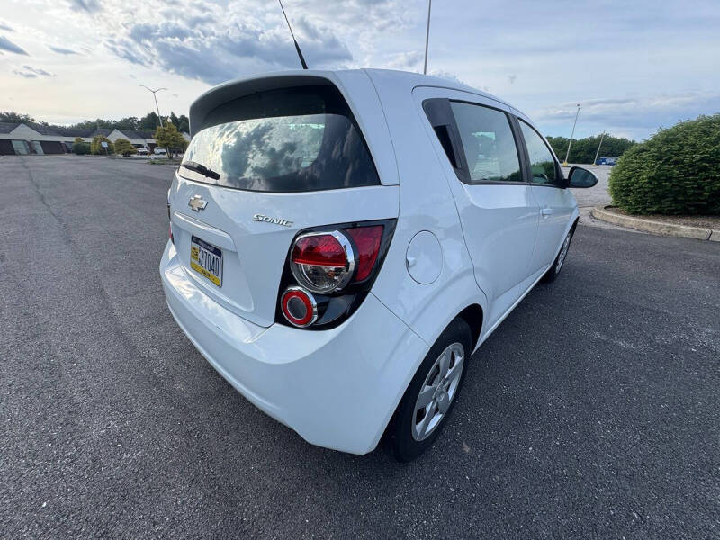 2016 Chevrolet Sonic LS Auto