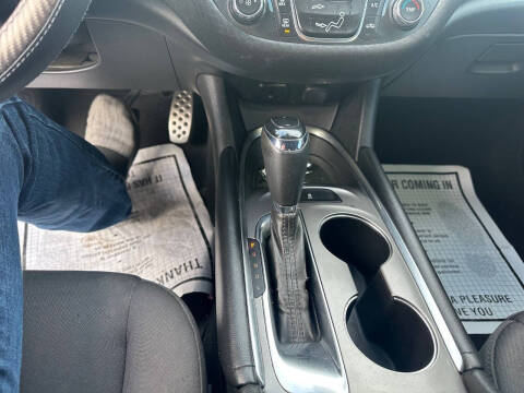 2017 Chevrolet Malibu LT