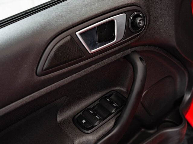 2015 Ford Fiesta SE