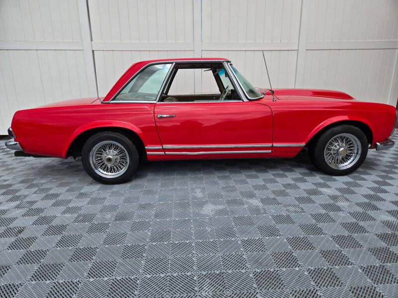 1967 Mercedes-Benz 230SL