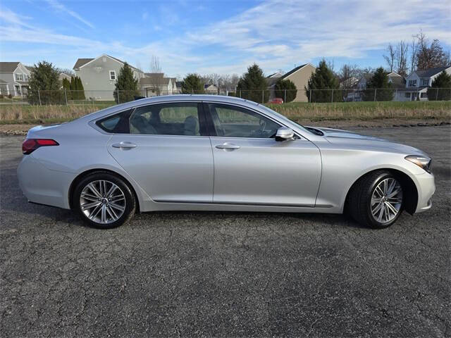 2018 GENESIS G80 Base photo 23