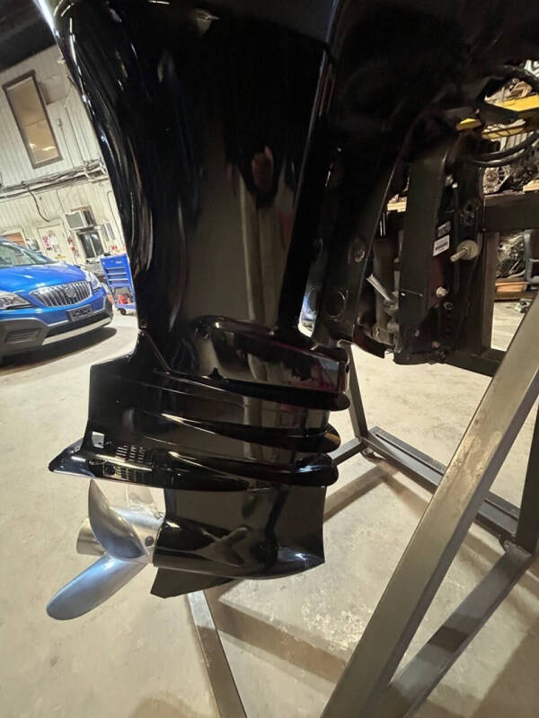 2013 Suzuki DF300AP