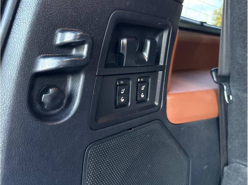 2016 Toyota Sequoia Platinum