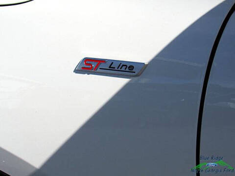 2025 Ford Escape ST-Line Select