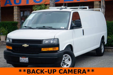 2023 Chevrolet Express 2500