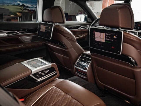 2022 BMW 7 Series ALPINA B7 xDrive