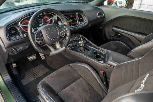 2019 Dodge Challenger 10