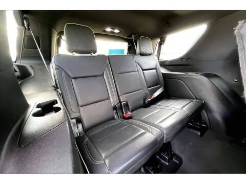 2024 GMC Yukon SLT