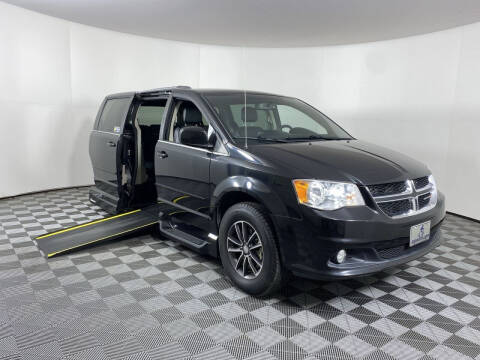2017 Dodge Grand Caravan for sale at AMS Vans in Tucker GA