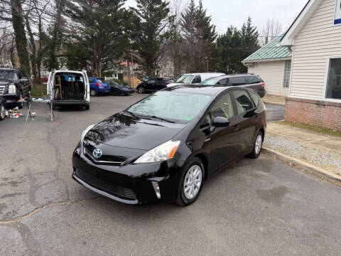 2012 Toyota Prius v Five