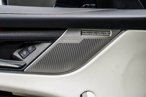 2023 Jaguar F-PACE P400 R-Dynamic S