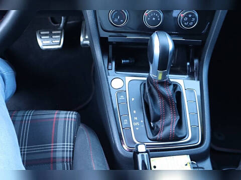 2017 Volkswagen Golf GTI Autobahn