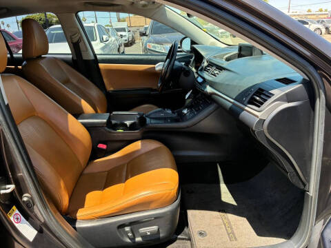 2013 Lexus CT 200h