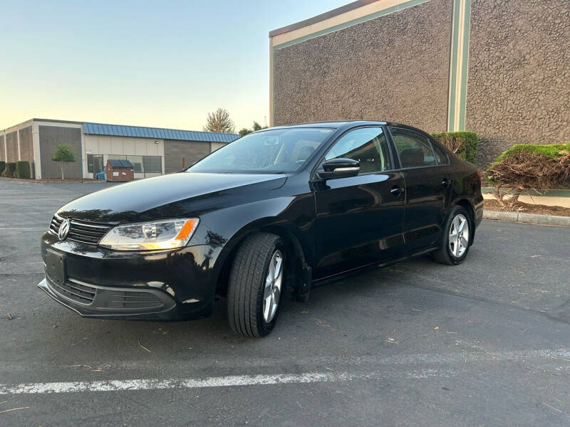 2012 Volkswagen Jetta for sale at Exelon Auto Sales in Auburn WA