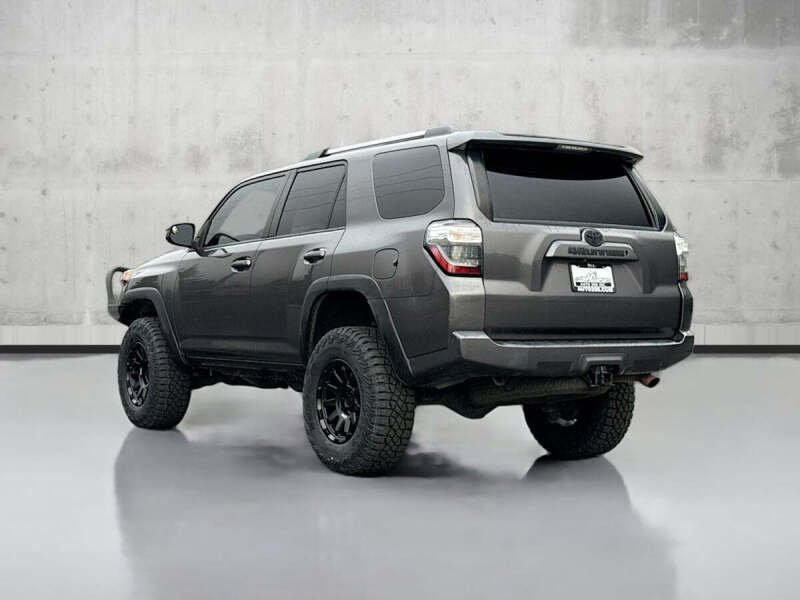2014 Toyota 4Runner SR5